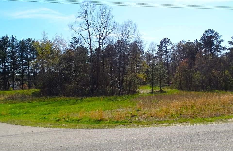 2nd image of 3532 Lebatton Dr