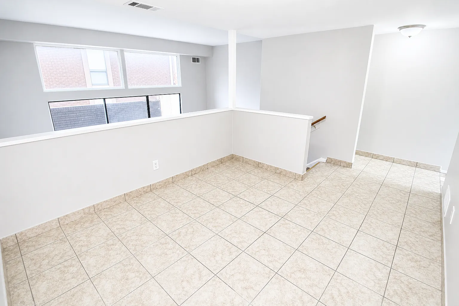 235 West — Photo 4