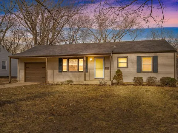 11406 W 68th Pl, Shawnee, KS 66203