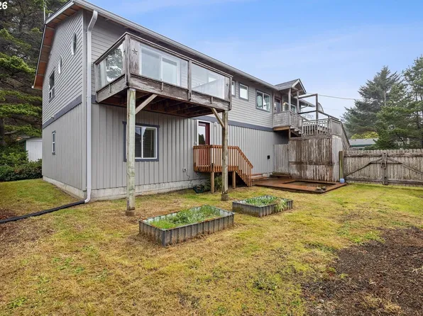 115 Lorraine St, Gleneden Beach, OR 97388
