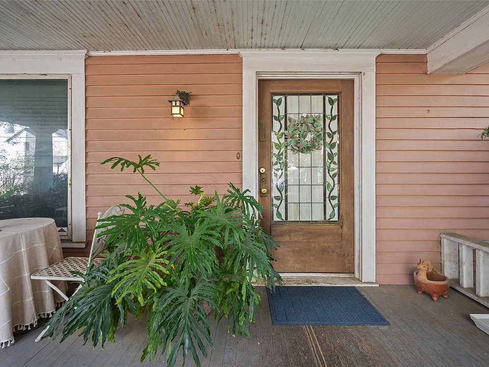 1st image of 603 Welch St