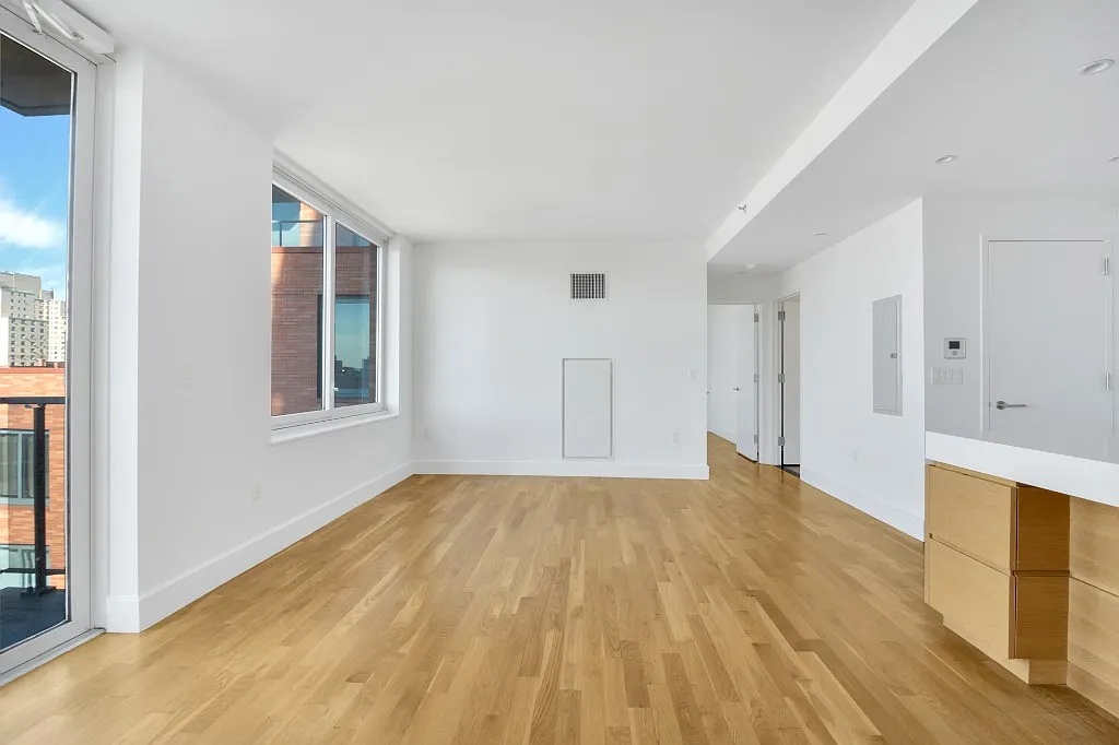 150 Fourth Avenue — Photo 4