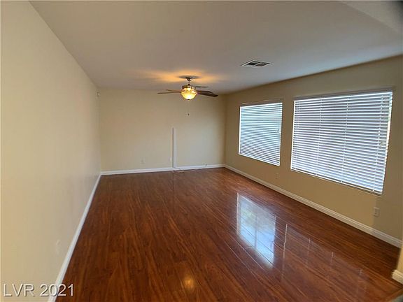 4th image of 720 Laguna Heights Ave