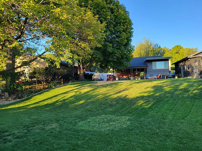 2864 S Wainwright Rd — Photo 6