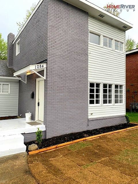 1st image of 1084 N Evergreen St #0