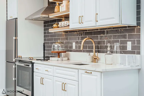 Rented by Nooklyn NYC LLC | media 88