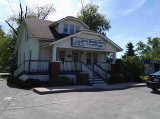 1205 S Halleck St, Demotte, IN 46310