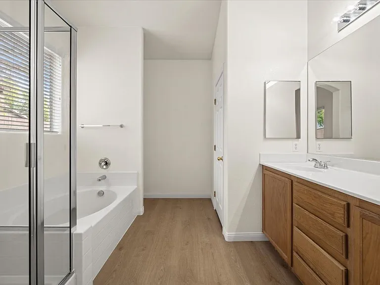 9618 Rolling Thunder Ave — Photo 13