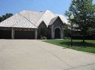 4752 S Bellhurst Ave, Springfield, MO 65804