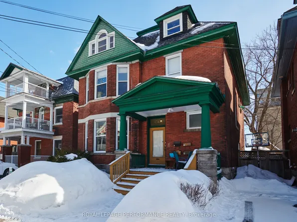 66 Delaware Ave, Ottawa, ON K2P 0Z3