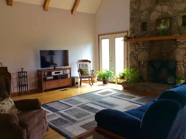 1741 Fry Rd, Thompsons Station, TN 37179