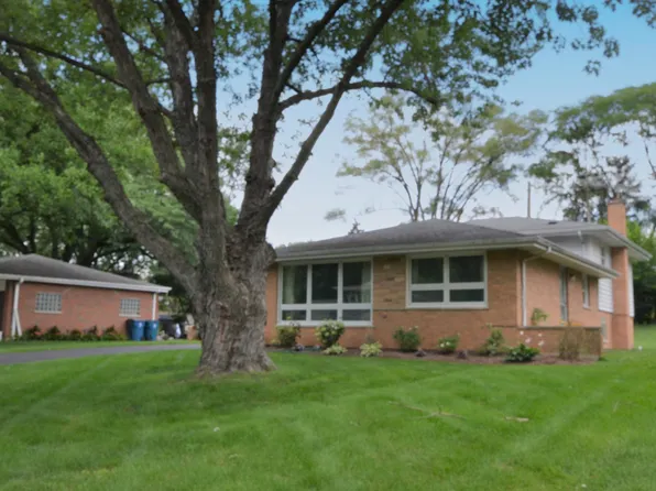 6844 W Golfview Ln, Palos Heights, IL 60463