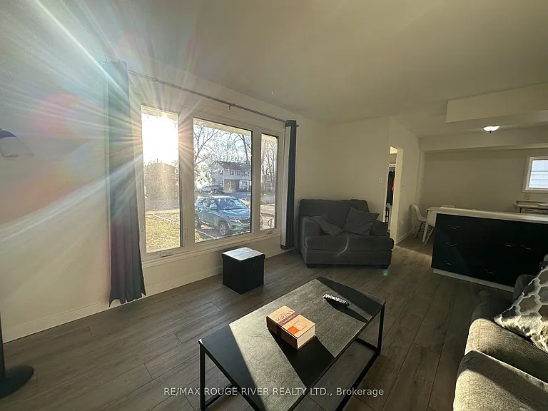 172 Ray Blvd — Photo 3