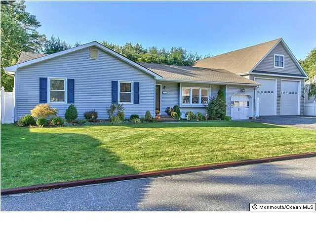 1144 Spar Ave photo 1