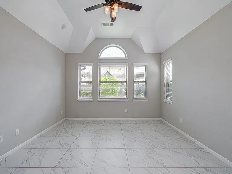 3014 Roberta Sue Dr — Photo 21