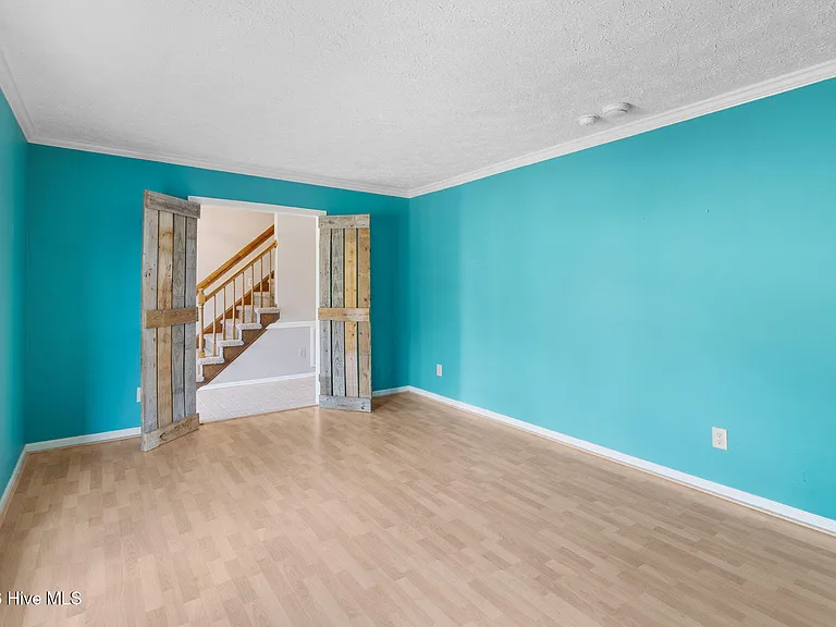 7666 Wilkins Dr — Photo 15