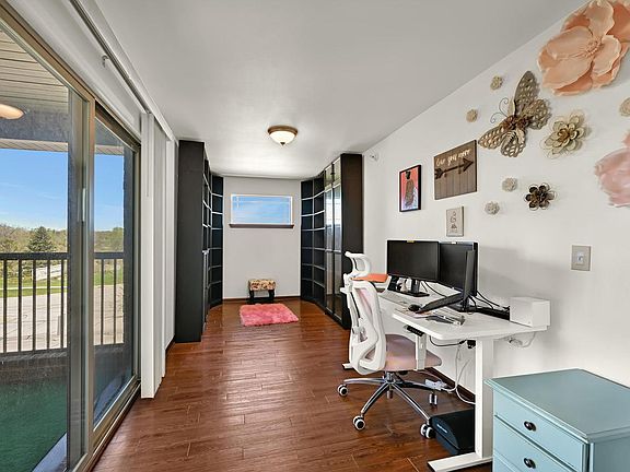 5th image of 2849 W Drexel AVENUE #618