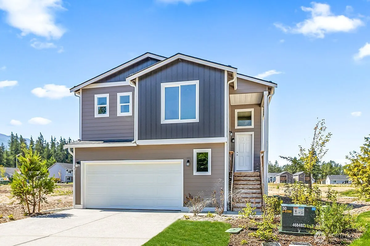 1611 Birch Court photo 1