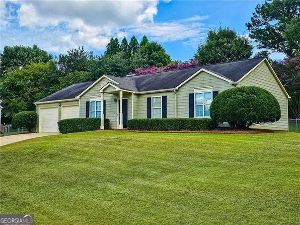 145 Colemans Bluff Dr, Woodstock, GA 30188