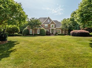 8301 Davishire Dr, Raleigh, NC 27615