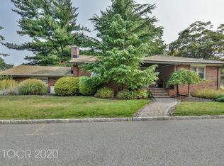 30 Stanley Rd, Little Falls, NJ 07424