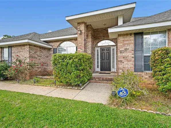 5169 Mossberg Dr E, Theodore, AL 36582