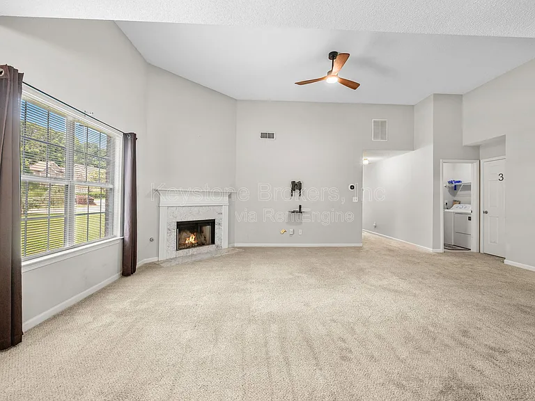 110 Bellington Dr — Photo 4