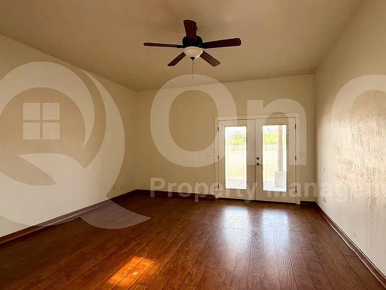 934 E Carlise Rd — Photo 14