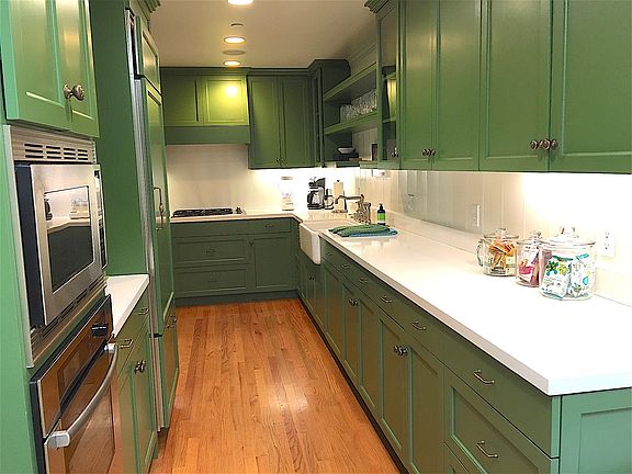 4th image of 2156 Sterling Ave