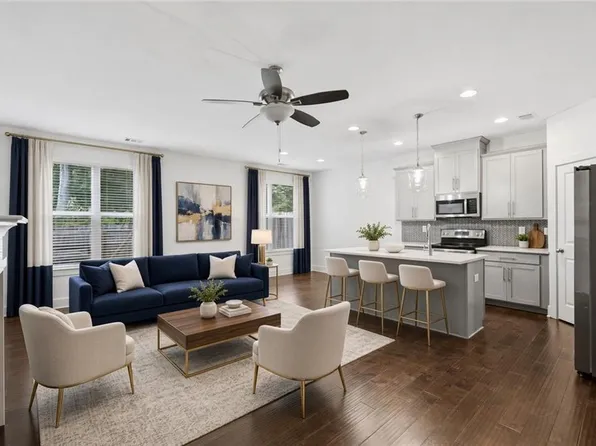 5348 Brooklands Dr, Lithonia, GA 30058