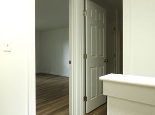 4192 Sunnyview Rd NE #102, Salem, OR 97305