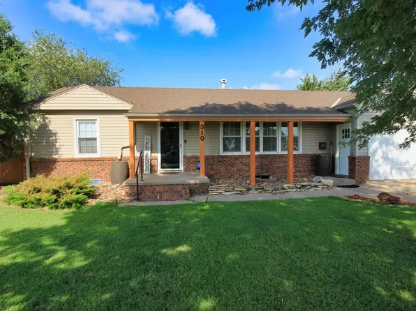310 S Kansas St, Russell, KS 67665