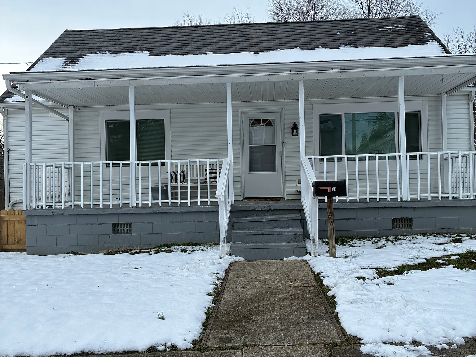 3 bed, 1872 sqft, $1,350 — Photo 1