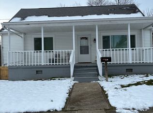 316 N Wright St, Blanchester, OH 45107