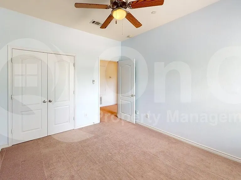 5912 Clearwater Dr — Photo 20