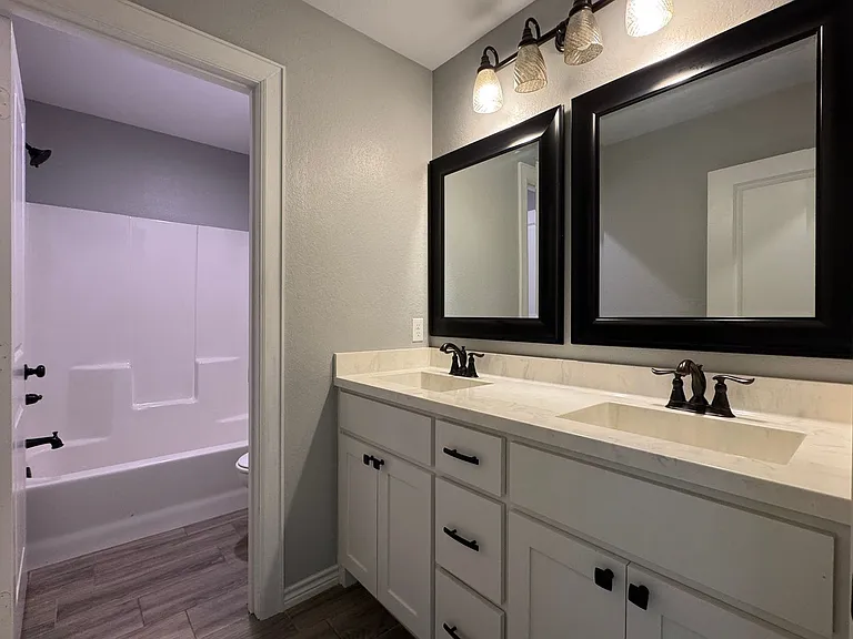 205 Meadow Ln — Photo 23