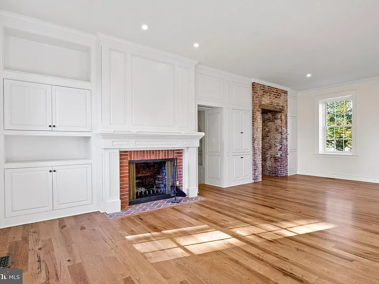16131 Old York Rd — Photo 65