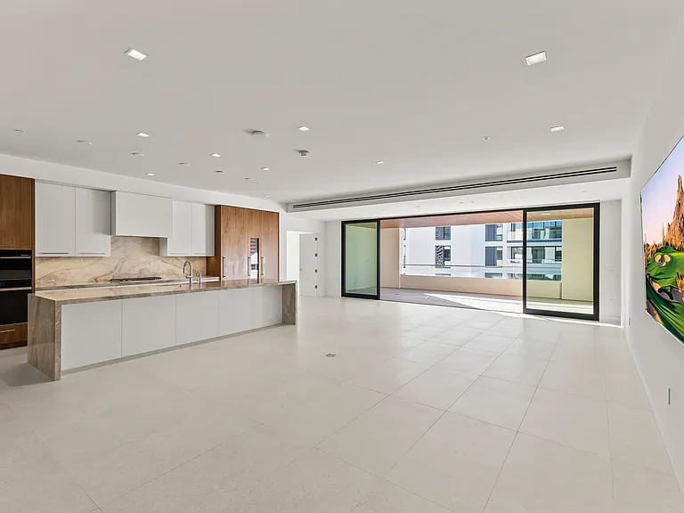 6587 N Palmeraie Blvd #2021C — Photo 6