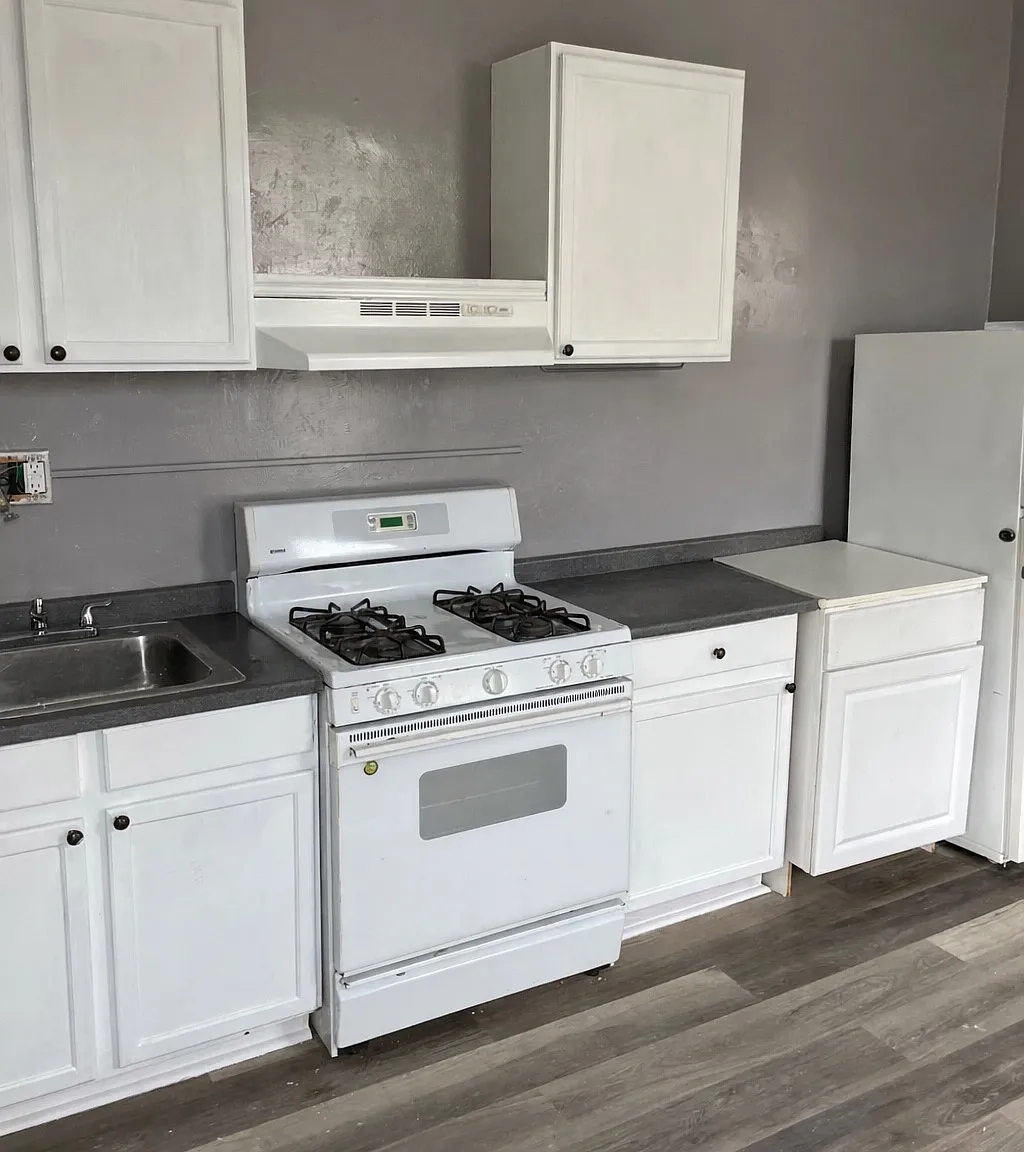 709 Washington Ave — Photo 3