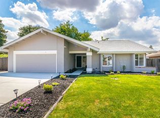 9964 Meadowcrest Ct, Elk Grove, CA 95624