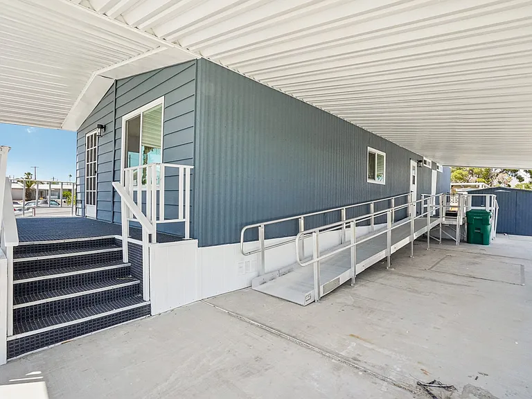 32700 Saint Andrews Dr — Photo 27