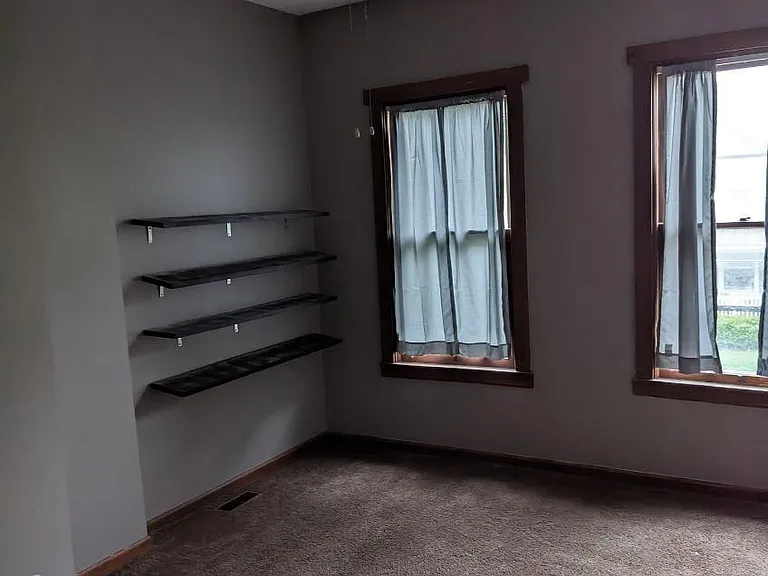 433 Reinhard Ave #435 — Photo 2