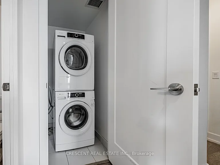 9 Mabelle Ave #2423 — Photo 20