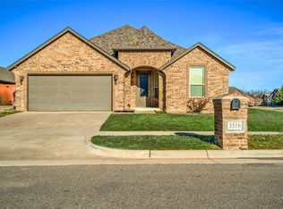 3516 Canton Trl, Yukon, OK 73099