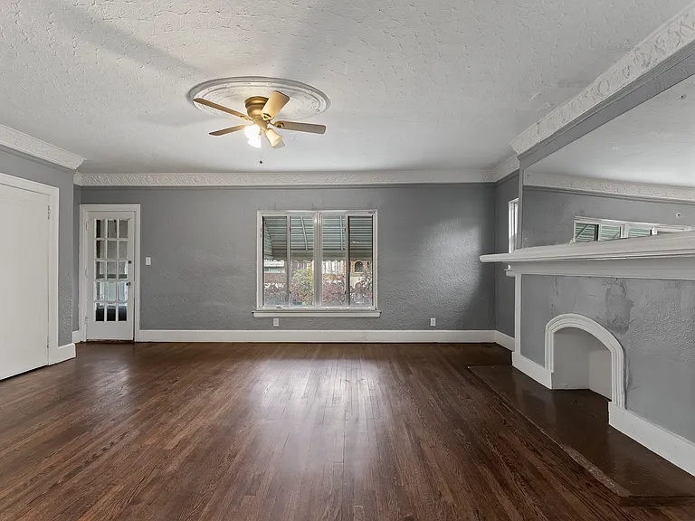 17614 Roselawn St #A & B — Photo 9