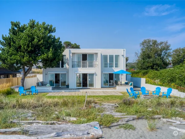 1649 Edwards Drive, Point Roberts, WA 98281