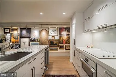 1 bed, 1.0 bath, $2,650 — Photo 4