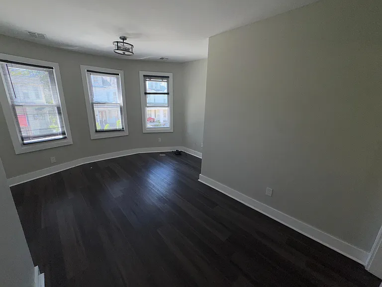 154 Sanford St #2L — Photo 4