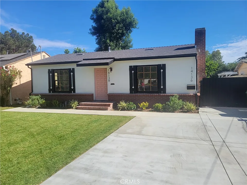 14138 Archwood
