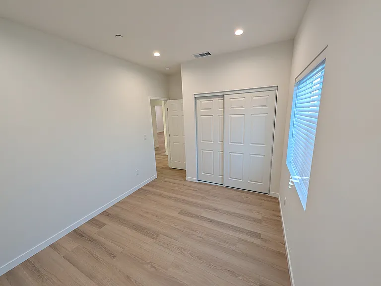 10867 Nettleton St — Photo 8